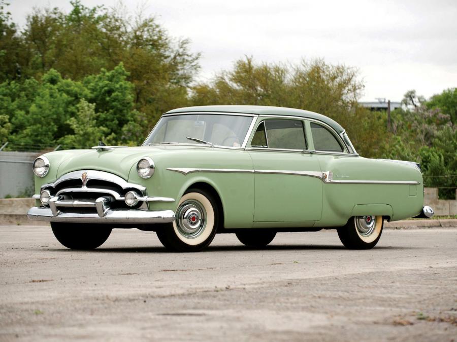 Packard Clipper Deluxe Club Sedan '1953